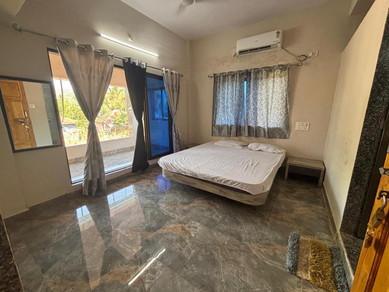 Shobhnath Home Stay Harnai Quarto foto